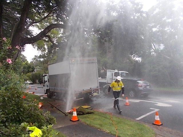 Repairs to a water main in Stevens St, Pennant Hills