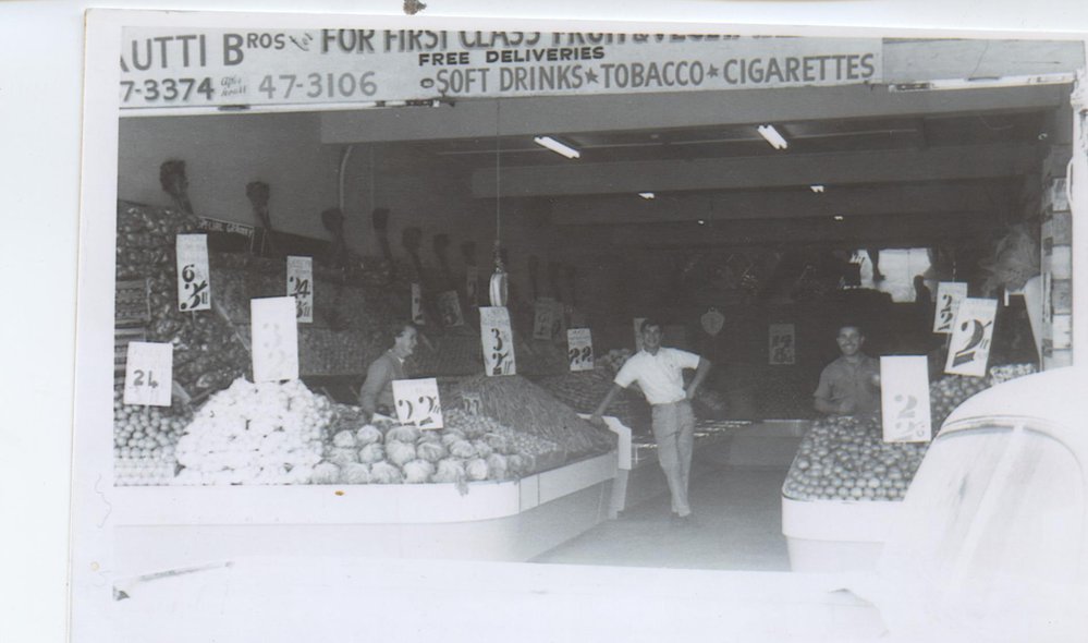 Calautti Bros. Fruit &amp; Vegtable shop, Pacific Highway, Hornsby