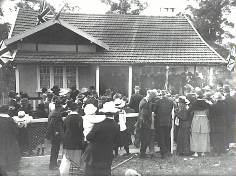 Handing over of a cottage built by The Epping Voluntary Workers Association, in Dorset Street Epping