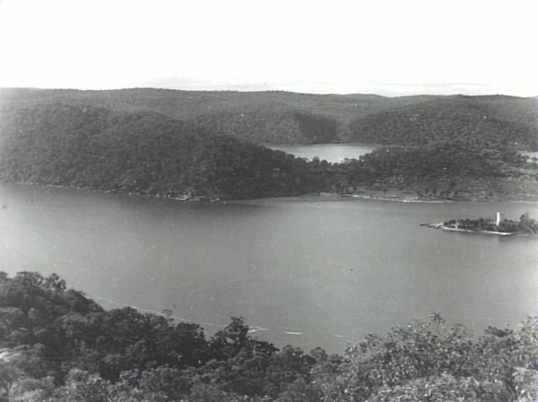 View of the Hawkesbury River upstream from Peat Island
