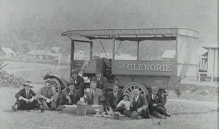 Bill Smith's firm's picnic at Bulli Pass