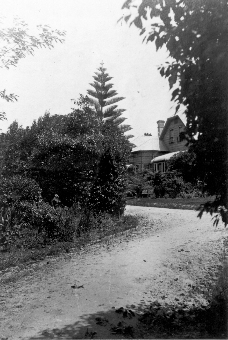 Entrance, Mt Pleasant, Cheltenham