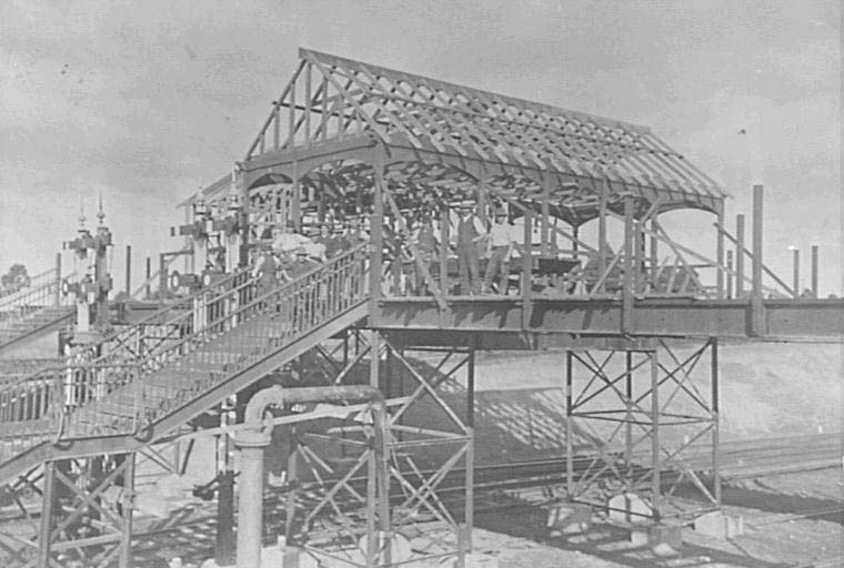 Construction of covered railway footbridge, Hornsby