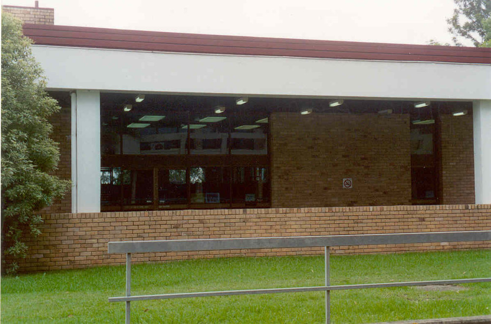 Epping Library Forecourt 2000
