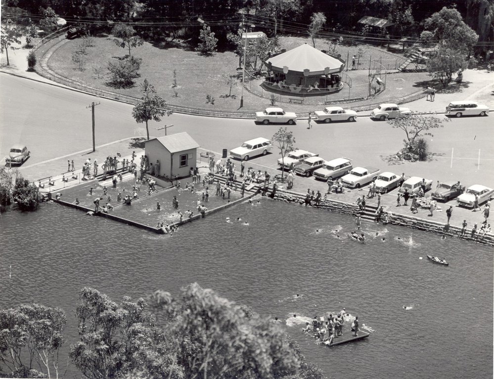 Bobbin Head, showing merry-go-round and miniature railway