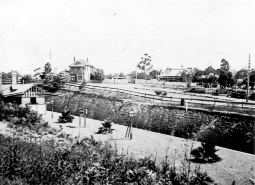 Epping Railway Station, looking towards corner of Bridge and High Streets