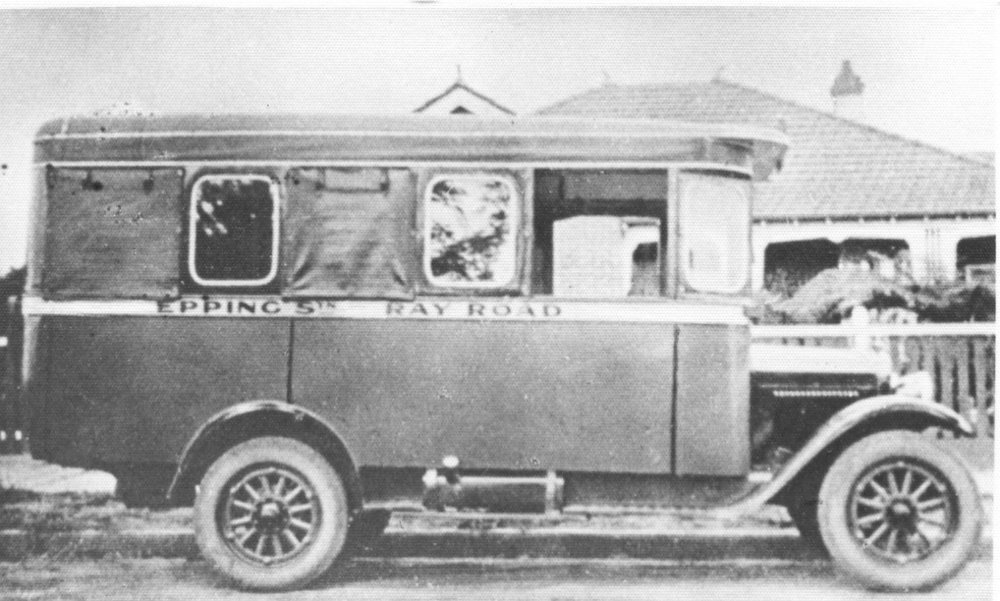 Epping Station-Ray Road bus