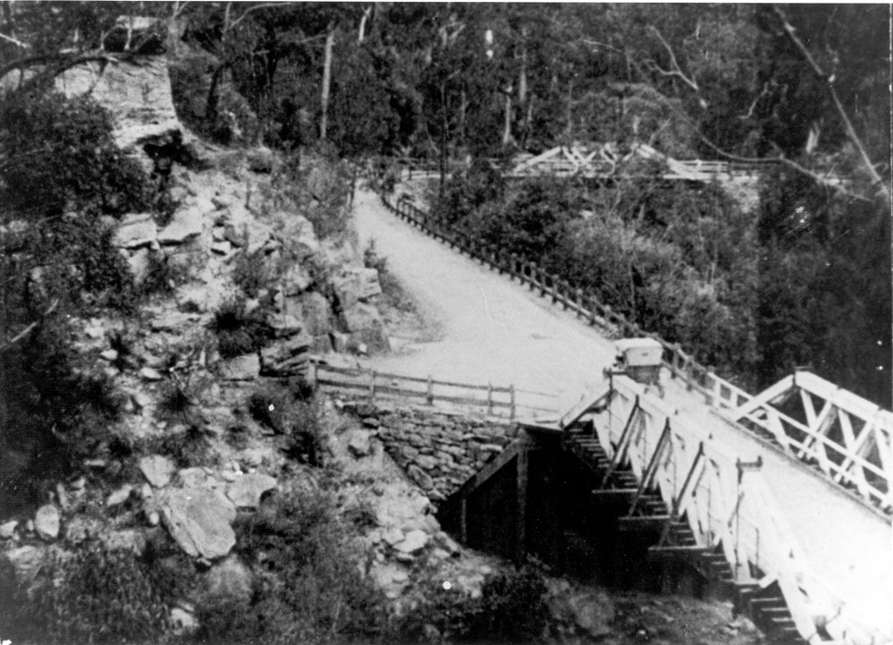 Galston Gorge, crossing McDonald truss bridge
