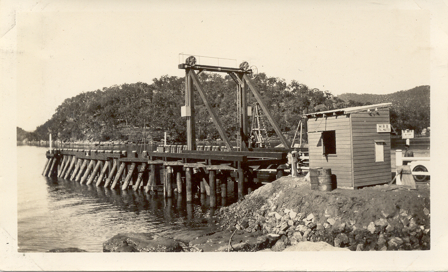 First dock built at Kangaroo Point during construction of Pacific Highway Hornsby-Brooklyn, 1920s