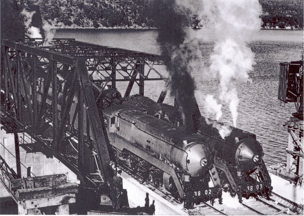 Testing the Second Hawkesbury River Railway Bridge