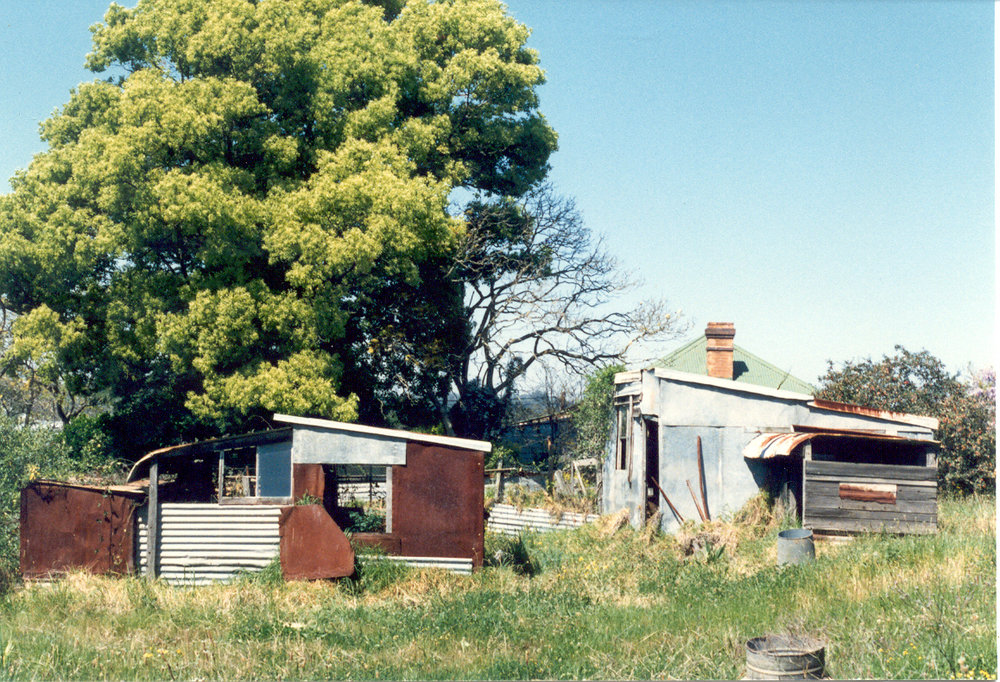 Farmhouse and sheds in Cherrybrook, prior to demolition, c. 1990