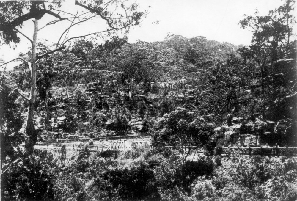 Zig-zag on the Hornsby-Galston Road