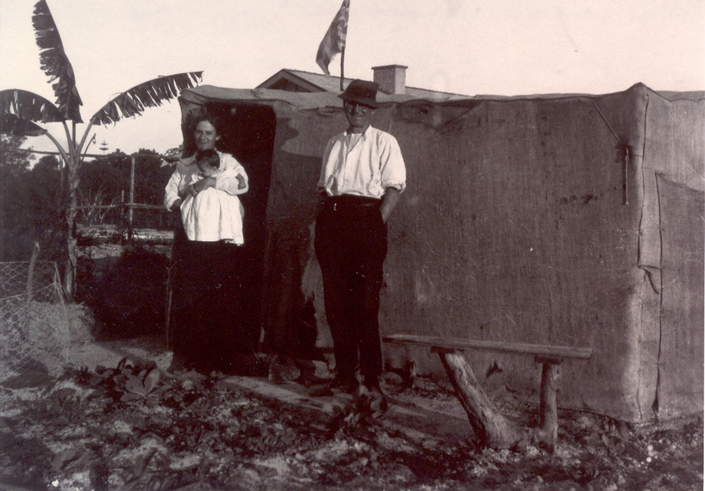 Ollif family, Galston Road, Hornsby 1919