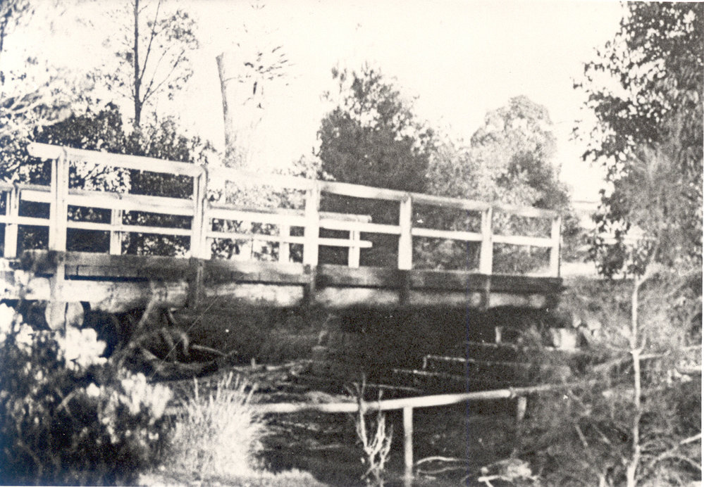 Bridge over Devlins Creek at Beecroft Road, c. 1920