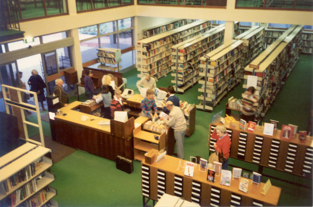 Entrance to old Hornsby Library