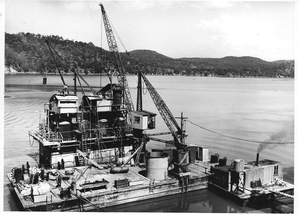 Construction of the second Hawkesbury Railway Bridge