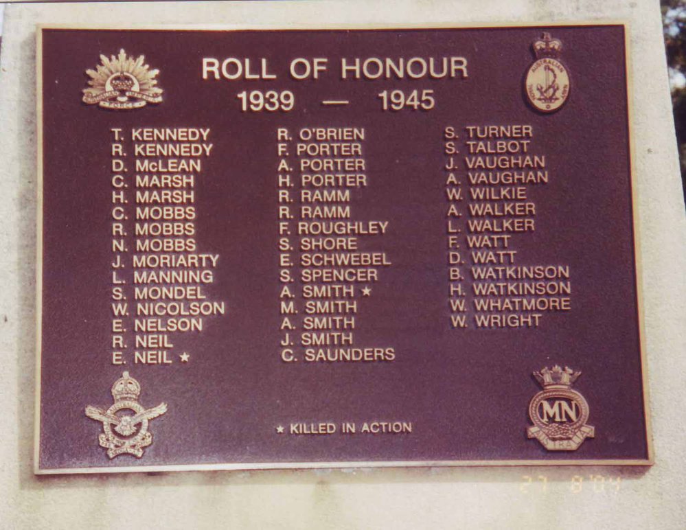 Glenorie War Memorial - World War Two  (Panel B)