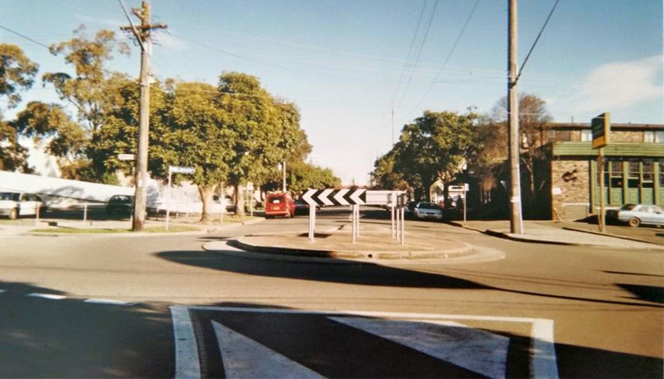 Cnr Hunter &amp; Burdett Streets looking south, 1999