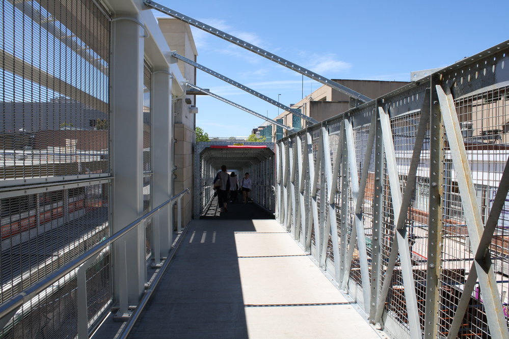Hornsby footbridge construction