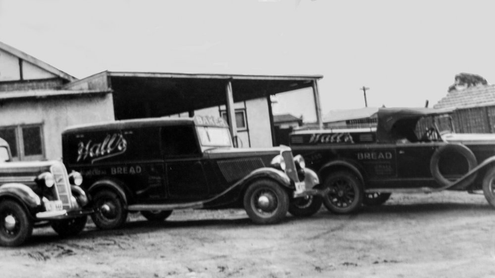 Hall's Bakery, Asquith, Delivery Vehicles