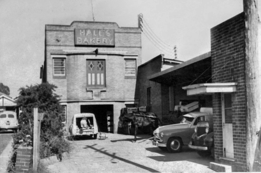 Hall's Bakery, Asquith, 1946