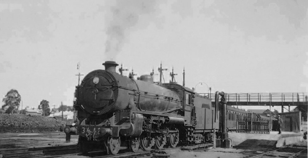 Steam Locomotive 3642 at Hornsby, 1928