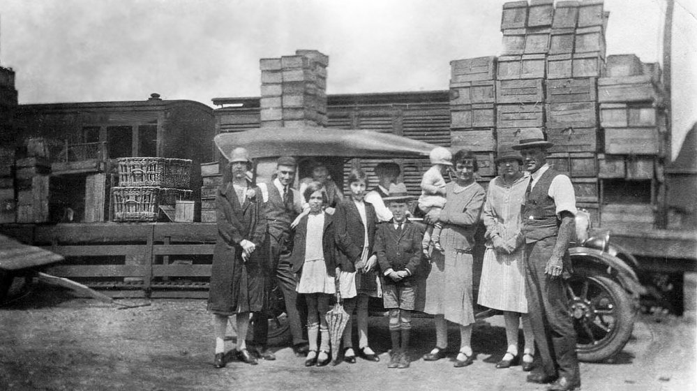 Arcadia Family at Hornsby Railway Goods Yards, 1930