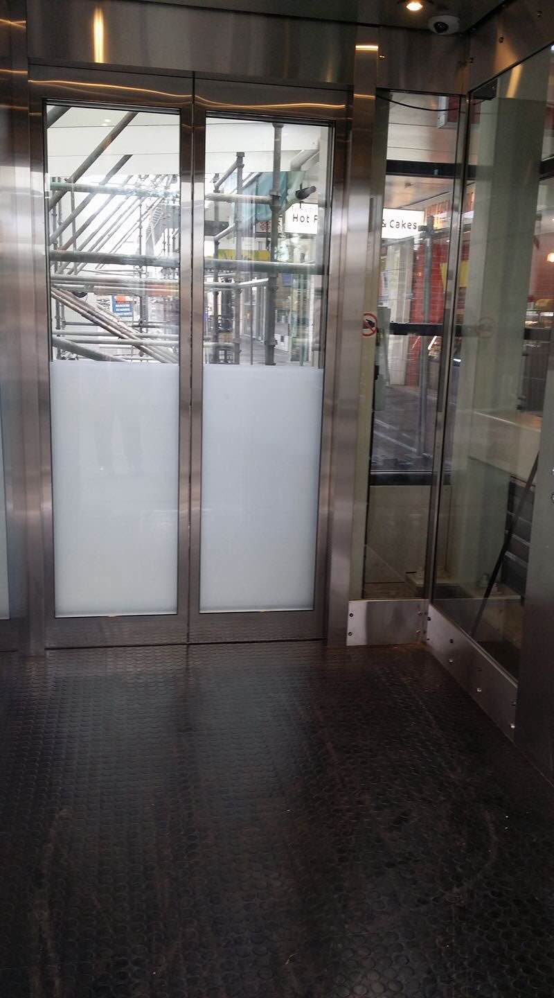 Hornsby footbridge construction, 2017