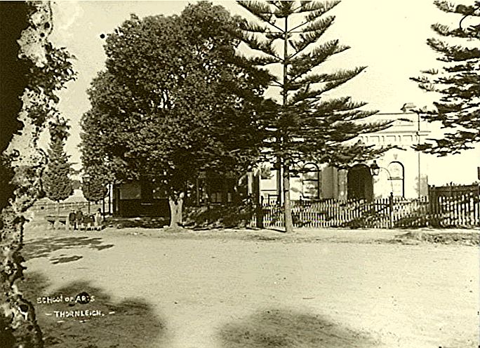 Thornleigh School of Arts from Pennant Hills Road