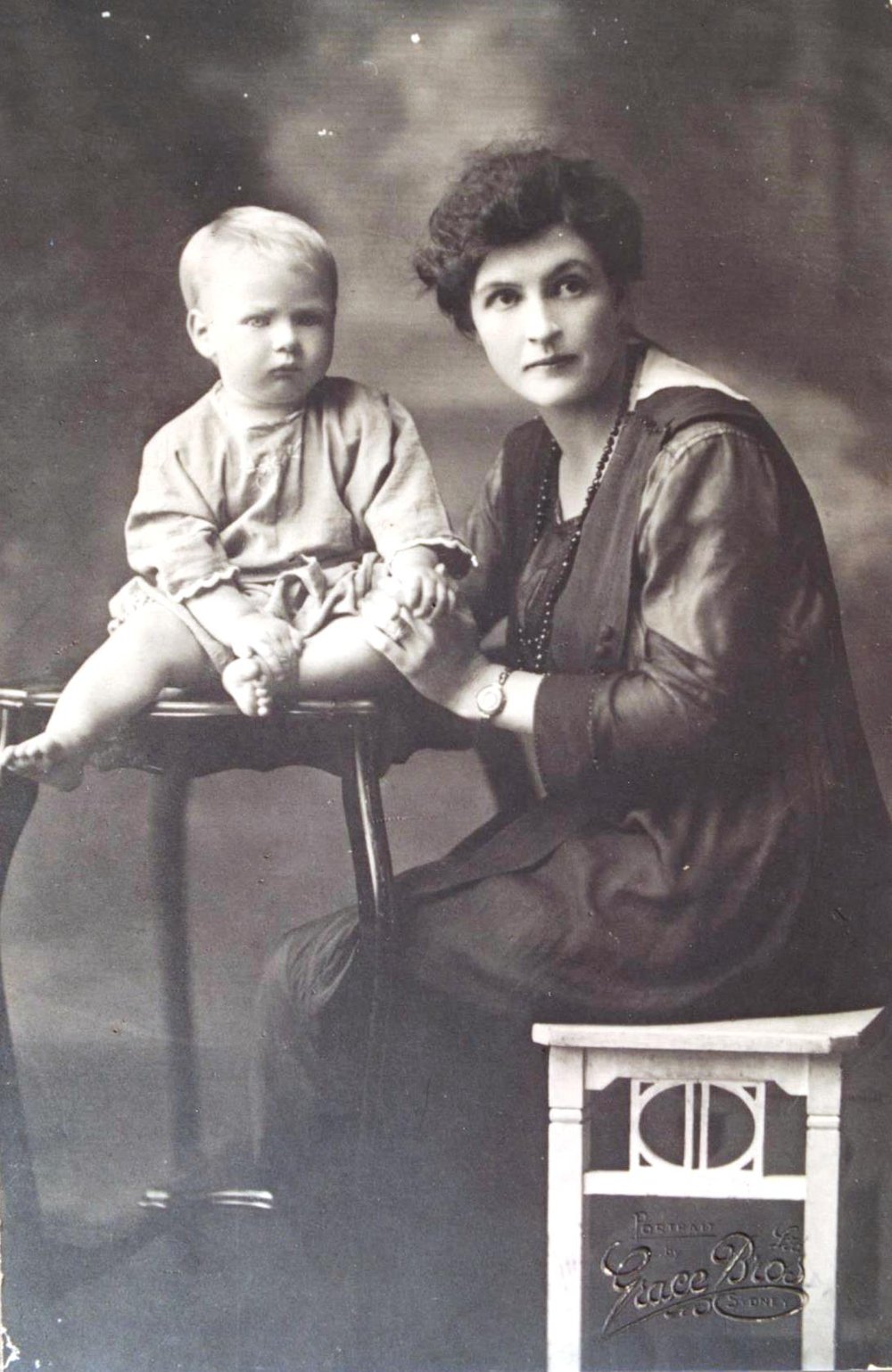 Clara Wayne with her baby daughter Connie