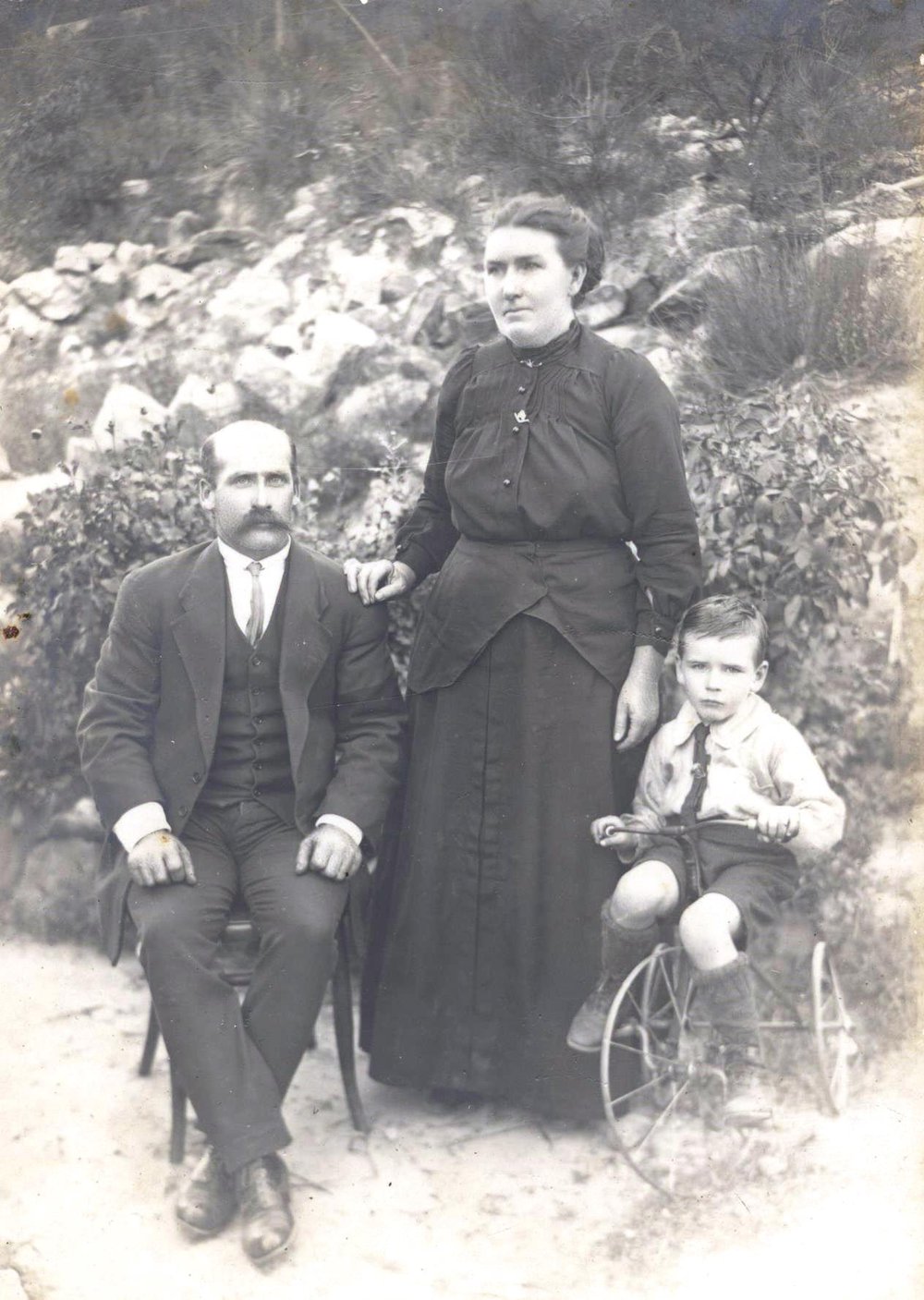 Thomas, Nairn and Angus McKinnon