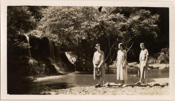 Berowra Creek Fashions? 