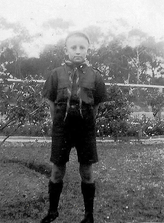 Neil Davis in the Scouts