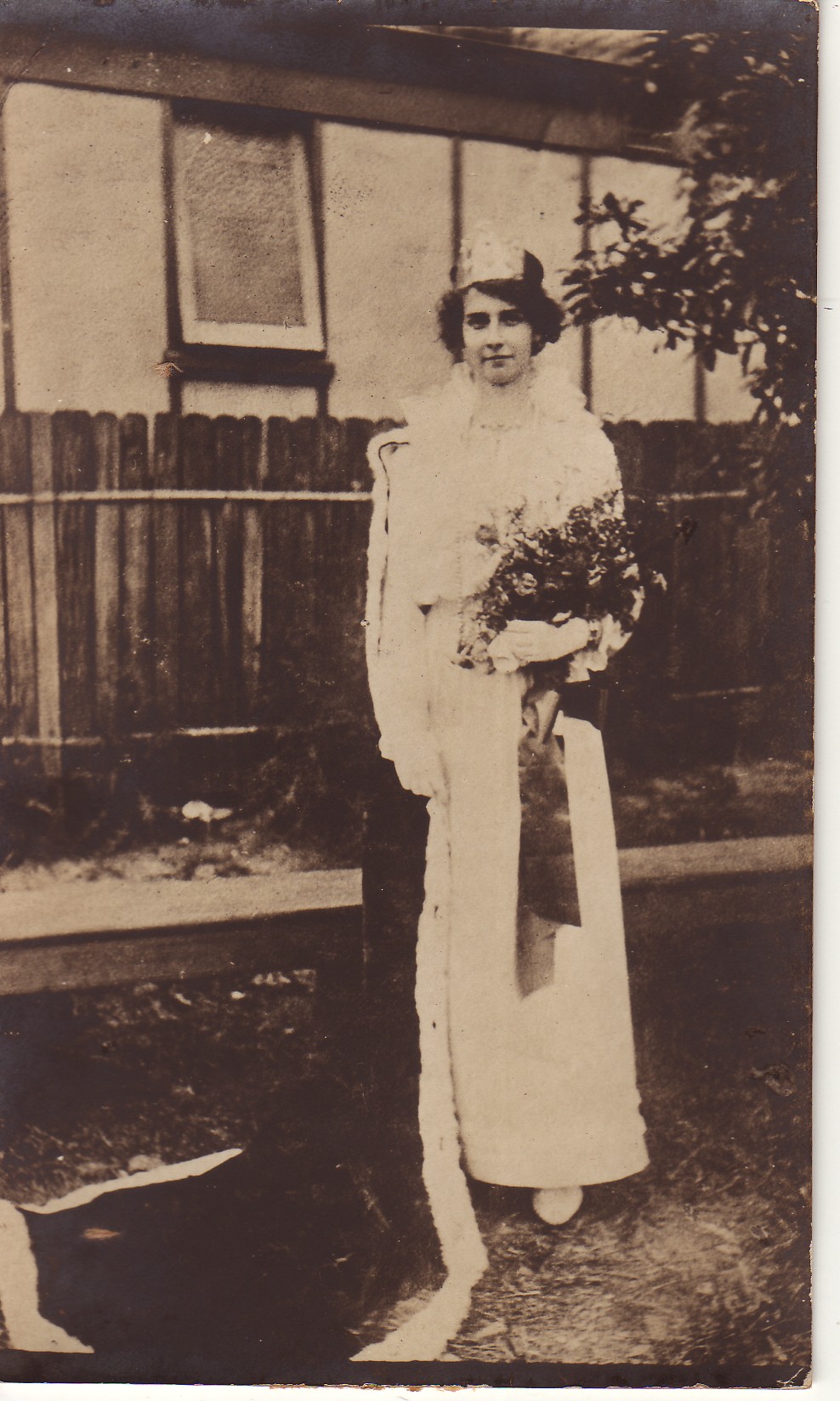 Leila Oliver [nee Wythes]