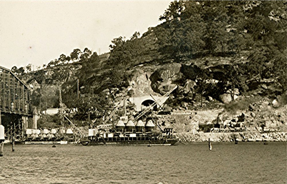 Constructing the Second Hawkesbury River Railway Bridge