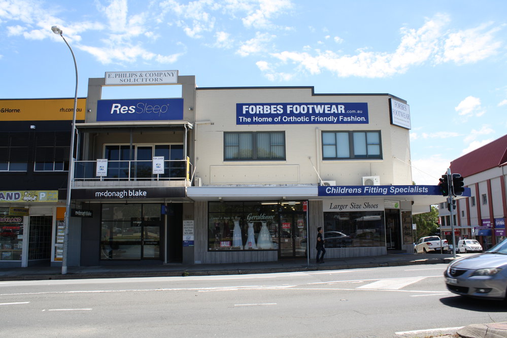 Shops between Ashley Lane and William Street Hornsby