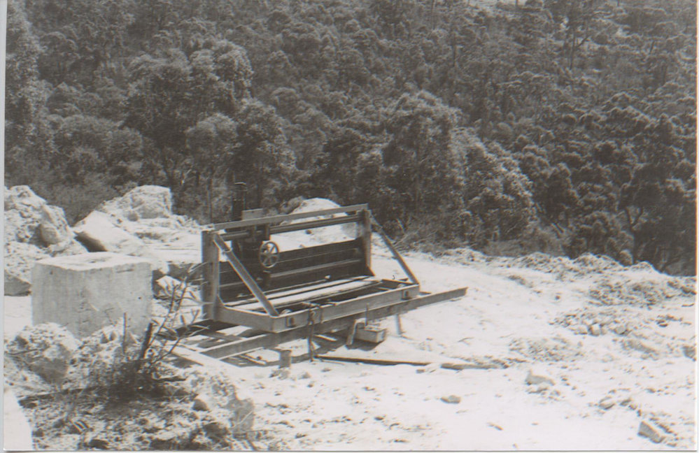 Old Sandstone quarry at Clovelly Road, Hornsby