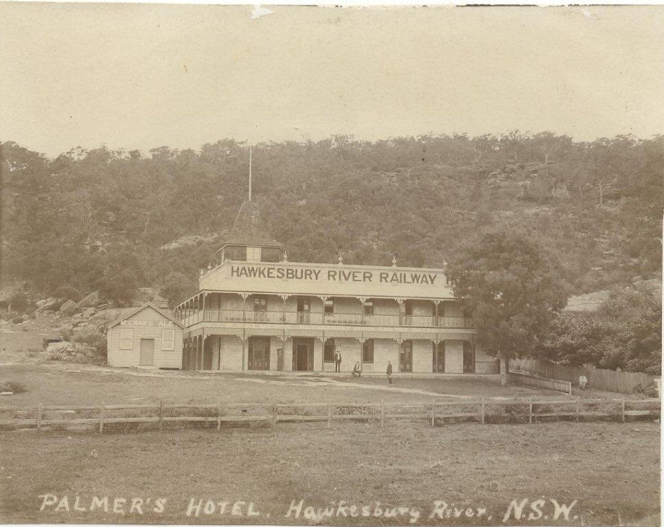 Hawkesbury River Railway Hotel, 1900