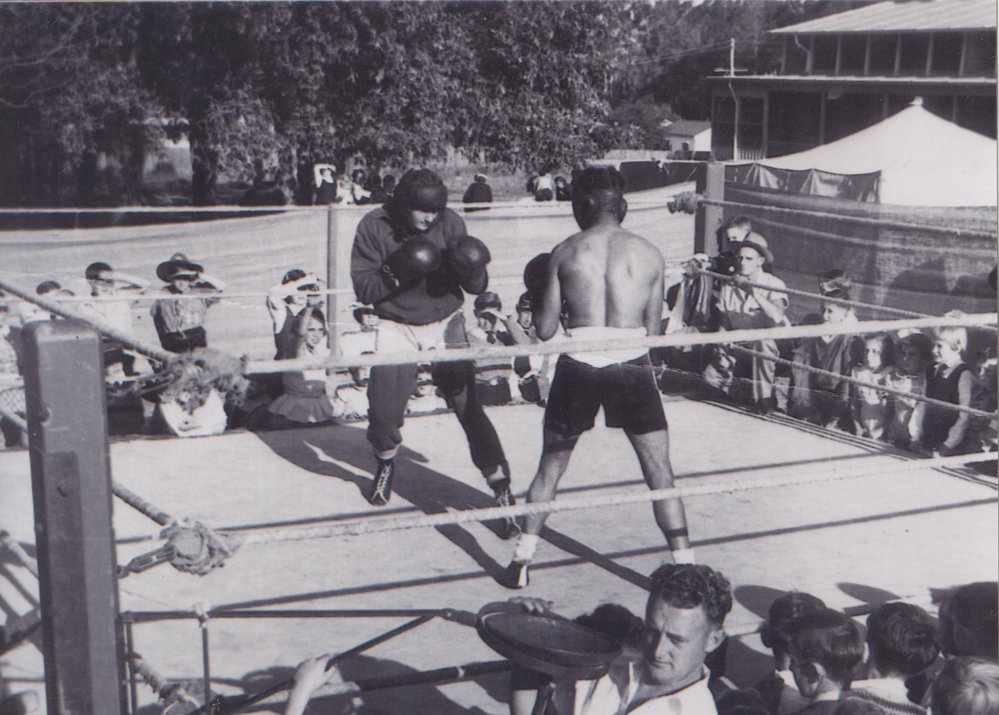 A. Hamiton boxing with H. Godfrey outside the Pacific Cabaret, Hornsby