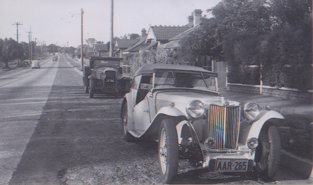 Looking north along the Pacific Highway, Hornsby