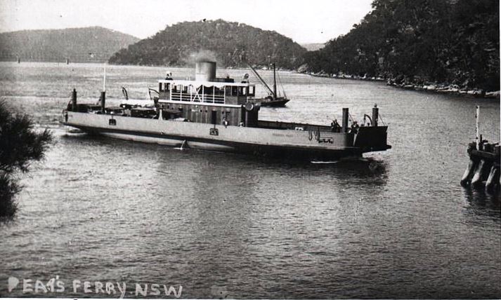 The Frances Peat Ferry approaching Mooney Mooney Point on the  Hawkesbury River