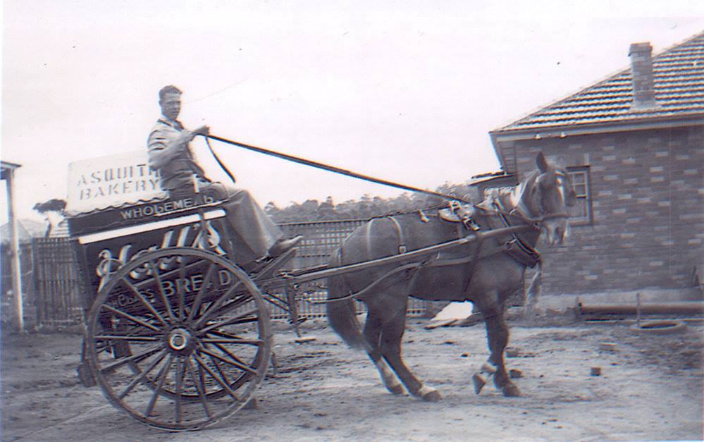 Hall's Bakery horse and cart delivery service, Asquith