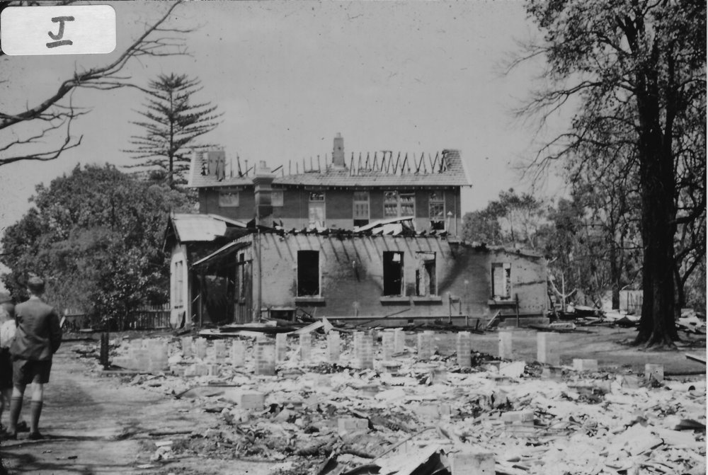 1957 bushfire damage caused to school buildings in Hornsby
