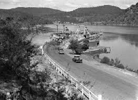 Peat's Ferry Mooney Mooney Point