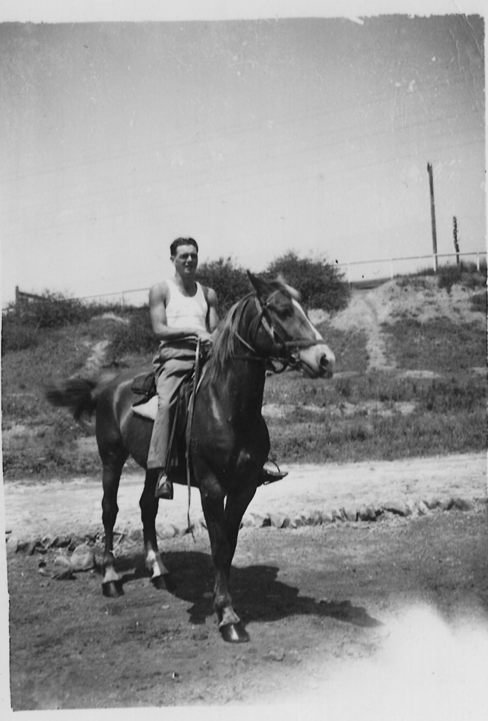 Tom Carter riding Bill Lyons' horse