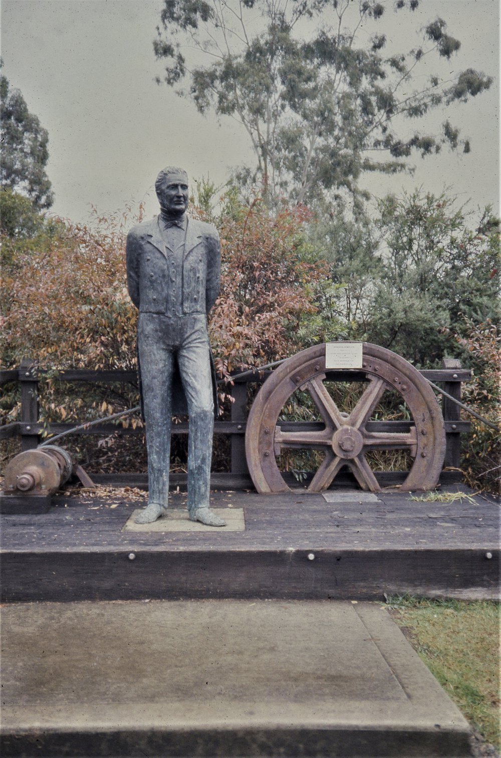 Statue of Solomon Wiseman - Convict, Pioneer, Inn-Keeper and Ferry-Master
