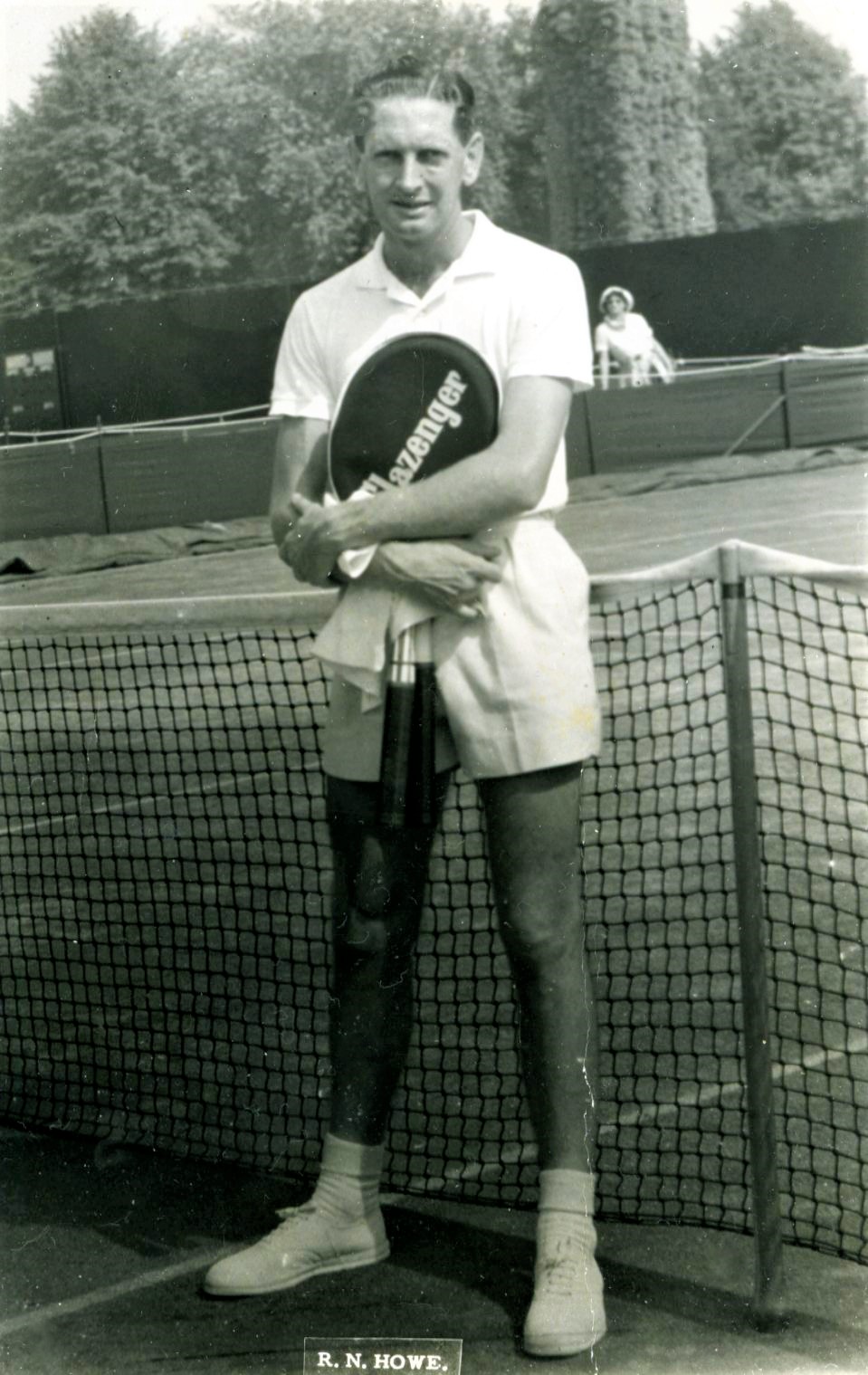 Robert Neville Howe (1925-2004)