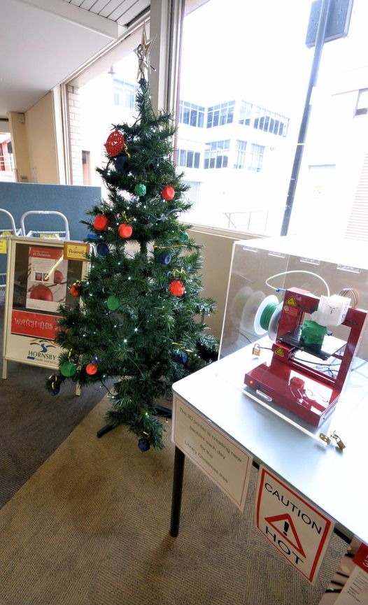 Christmas Tree with 3D printed decorations