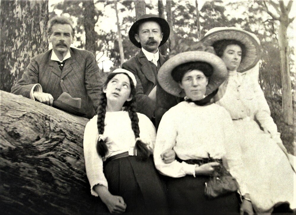 The Wray Family from Beecroft