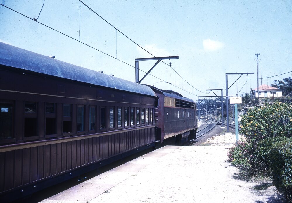 Berowra Railway Station looking South